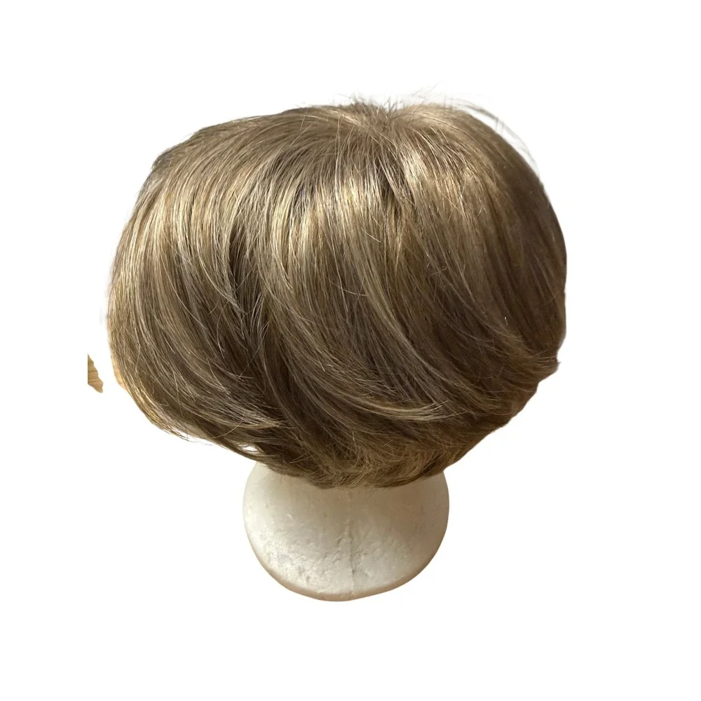 Tony of Beverly Short Wig Women OS Ash Blonde Excellent Layered Synthetic Pixie